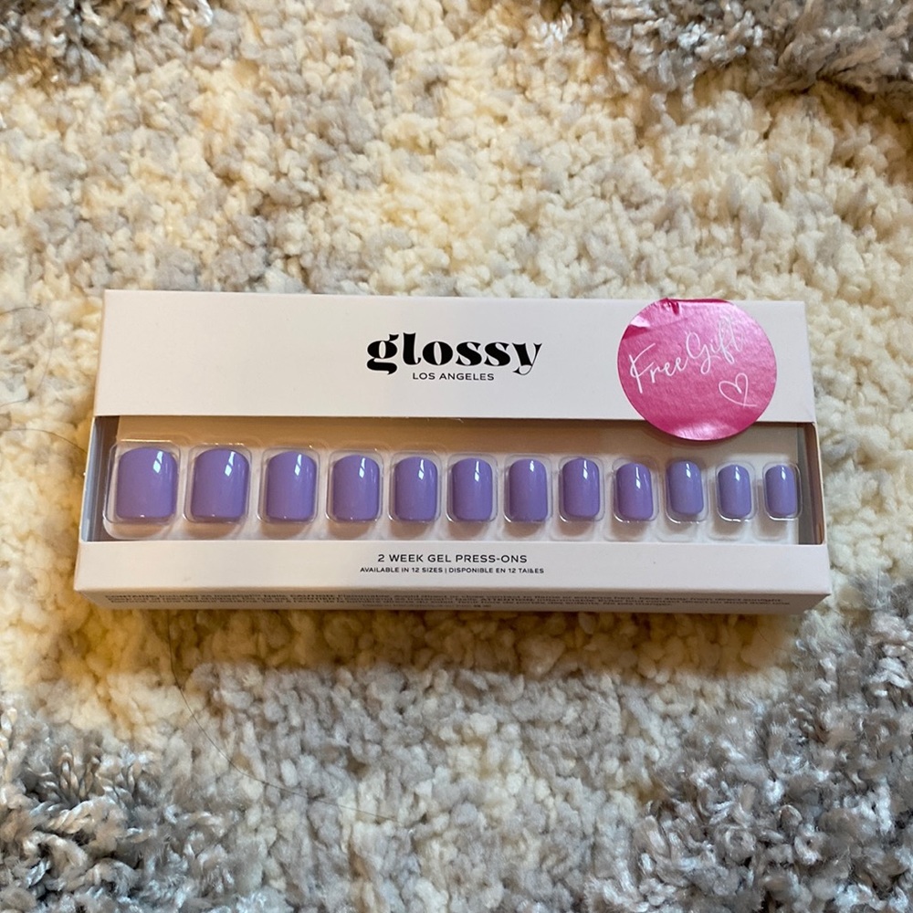 NEW NEVER OPENED Glossy Gel Nail Set